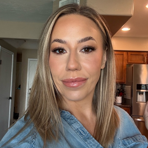 Meet your Posher, Valerie - Picture 8 of 8